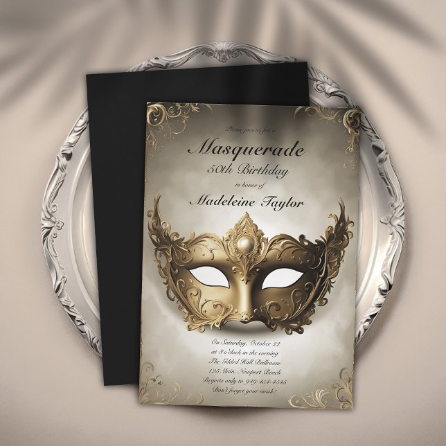 Convite Máscara de Veneza Dourada, mascarada, 50º aniversá (masquerade 50th birthday party invitation glamorous antique gold venetian mask elegant modern classy)