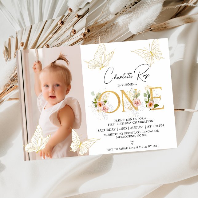 Convite Meninas Douradas Borboletas Rosa primeiro aniversa (Butterflies Floral 1st Birthday Invitation Girl, Gold Word Pink Floral, Gold Butterflies, First)