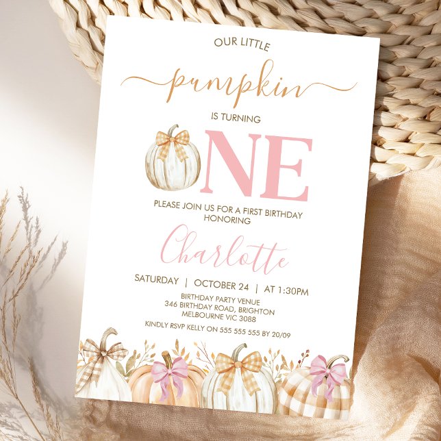 Convite Meninas Rosa Queda Xadrez primeiro aniversario De  (Pumpkin 1st Birthday Invitation, Girls Fall Little Pumpkin 1st Birthday Invitation Template, )