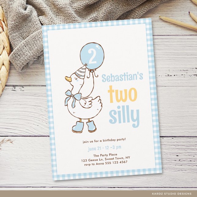 Convite Meninos Azuis Dois Gansos Bobos 2º Aniversário (The front of the invitation is shown in a 5x7-inch size. Choose size, paper, and corner sty)