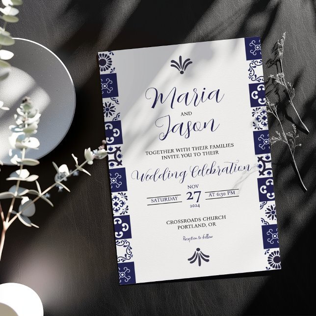 Convite Mexican Talavera Majolica Navy Blue White Wedding (Mexican Talavera Majolica Navy Blue White Wedding Invitation)