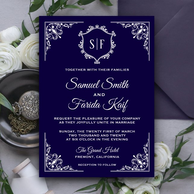 Convite Midnight Blue Ornate Monogram Wedding Invitation (Criador carregado)