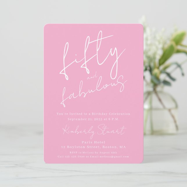 Convite Minimal Fifty & Fabulous 50th Script Pink Birthday (Em pé/Frente)