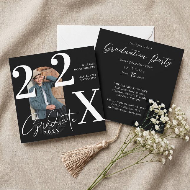 Convite Minimal Modern Bold Graduation Year Arch Photo (Minimal Modern Bold Graduation Year Arch Photo Invitation)