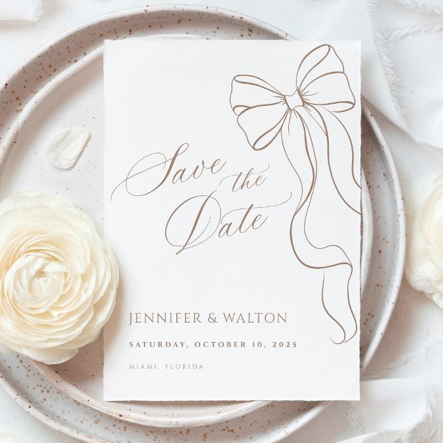 Convite Minimalist Beige Bow Save the Date Card (Criador carregado)
