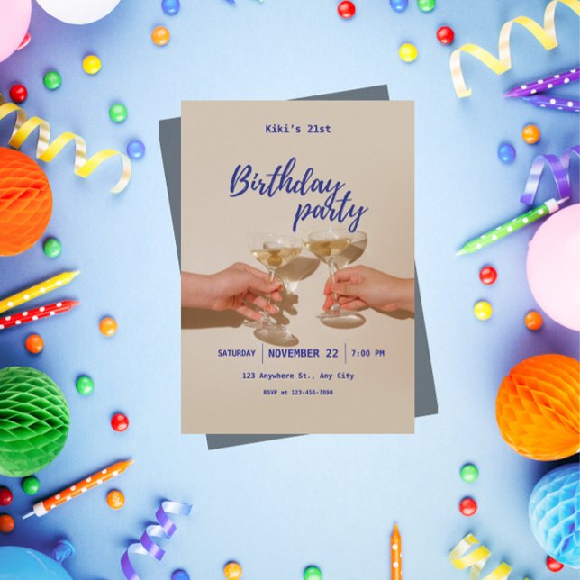 Convite Minimalist Modern Birthday Party Invitation  (Criador carregado)