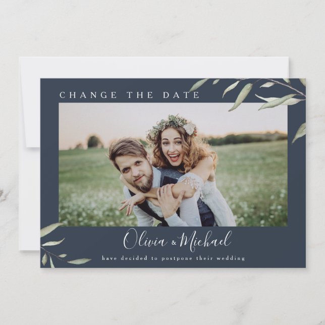 Convite Mínimo de fotografia verde muda a data adiada (Frente)