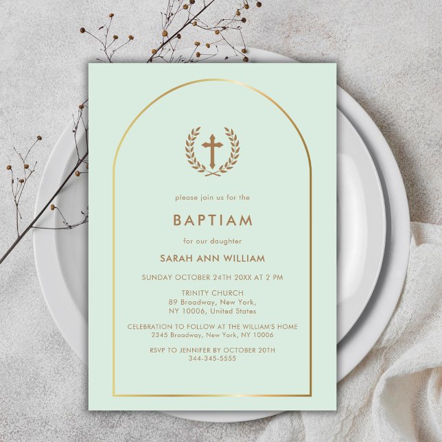 Convite Mint Green Elegant Dourada Arch Wreath Cross Bapti (Mint Green Elegant Gold Arch Wreath Cross Baptism Invitation)