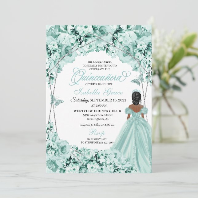 Convite Mint Green Elegant Floral Quinceanera (Em pé/Frente)