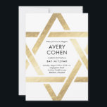 Convite Mitzvah para Bat Dourado das Estrelas Mode<br><div class="desc">O Convite Mitzvah para Bat Foil Gold das Estrelas Modernas apresenta um esboço exclusivo e moderno da Estrela de David em torno de seus detalhes de eventos.</div>