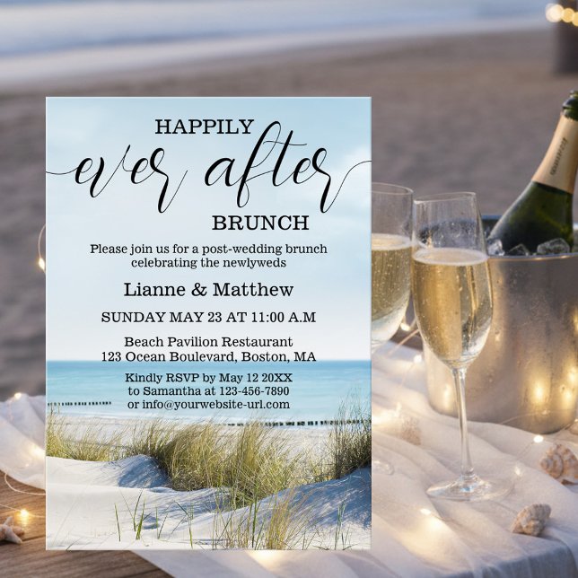 Convite Modern Beach and Dunes Wedding Brunch (Modern script beach breakfast or brunch invitation featuring dunes overlooking a beach)
