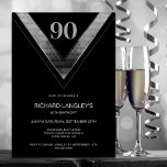 Convite Modern Black Silver 90th Birthday Party<br><div class="desc">Convide seus amigos e entes queridos com este moderno convite de aniversário preto e prata que apresenta uma área de texto personalizável que permite incluir sem esforço todos os detalhes necessários para sua celebração especial de aniversário, incluindo a data, hora, local e informações de RSVP. Uma variedade de tipos de...</div>