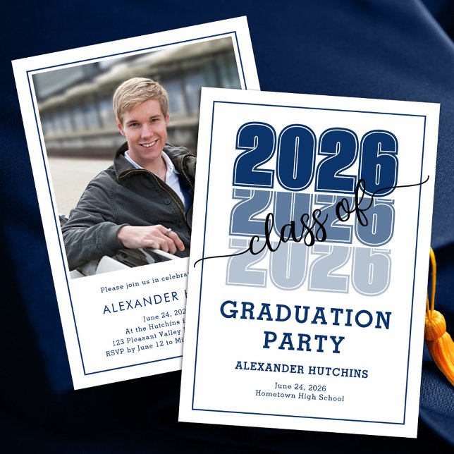 Convite Modern Bold Class 2026 Navy Blue Graduation Party (Criador carregado)