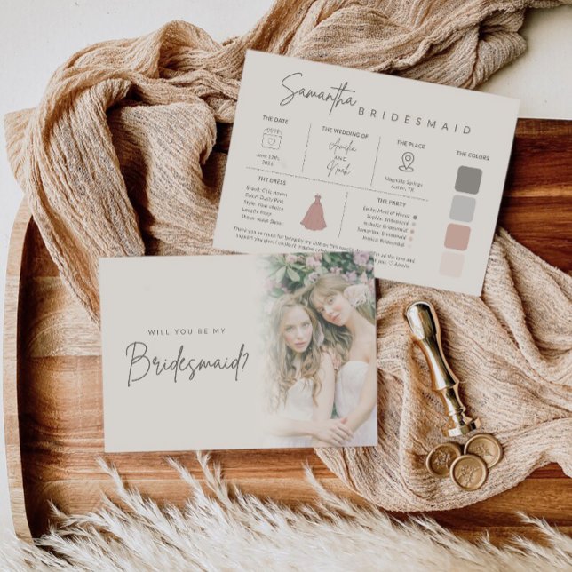 Convite Modern Elegant Bridesmaid Photo Information Card (Criador carregado)