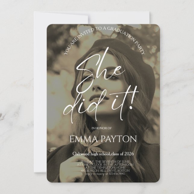 Convite Modern Graduation Celebration  (Frente)