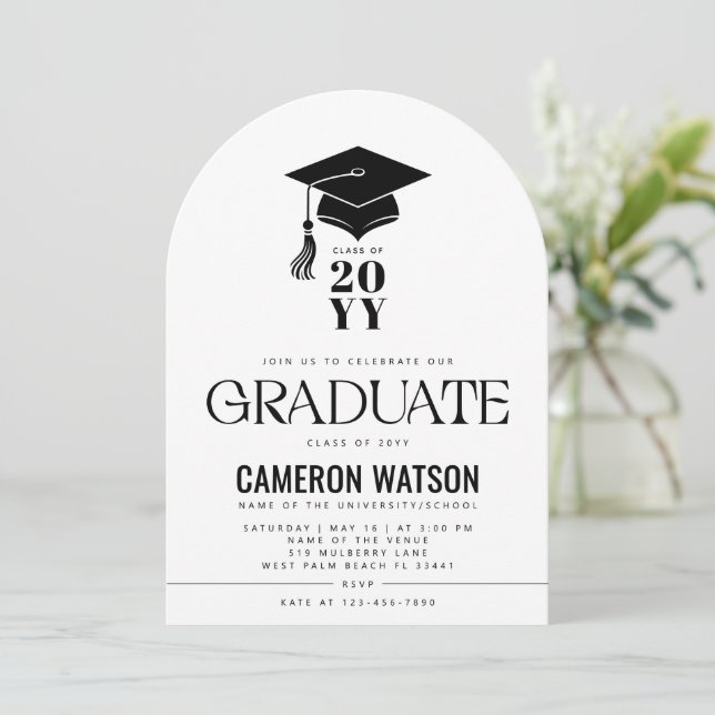 Convite Modern Hat and Tassel Graduation Party (Em pé/Frente)