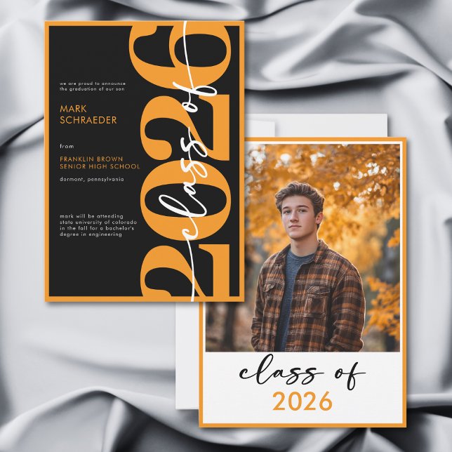 Convite Modern Orange Typography Graduation Announcement (Modern Orange Typography Graduation Announcement)