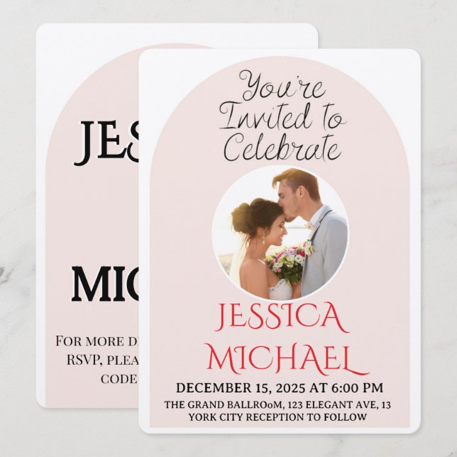 Convite Modern Pink Arch Wedding Photo Invite with QR Code (Frente/Verso)
