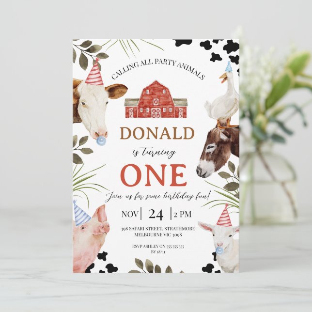 Convite Modern Red Calling All Party Animals Farm Birthday (Em pé/Frente)