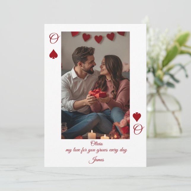 Convite Modern Red Valentine’s Day Photo Card (Em pé/Frente)