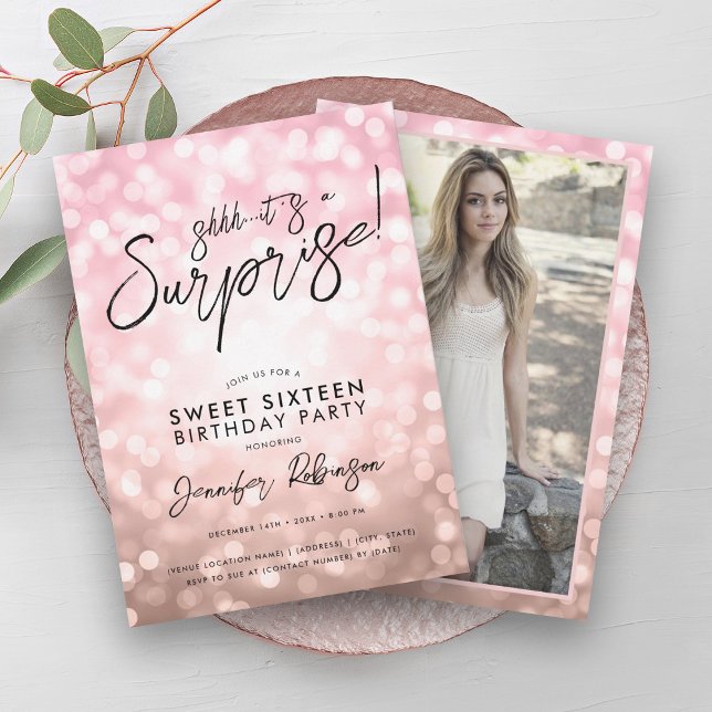Convite Modern Rosa Dourado Luzes Foto Surpresa Sweet 16 (Modern Rose Gold Lights Photo Surprise Sweet 16 Invitation)