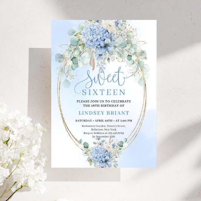 Convite Modern Script Blue Hydrangeas Sweet Sixteen Invite (Modern Script Blue Hydrangeas Sweet Sixteen Invitation)