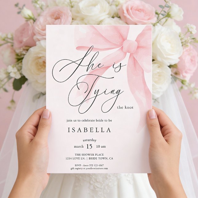 Convite Modern She's Tying The Knot Pink Bow Bridal Shower (Front of invite shown in 5 x 7 inches, choose size, paper, and corner style.
)
