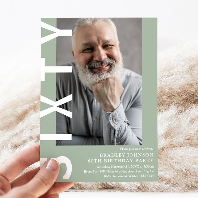 Convite Modern SIXTY Photo 60th Birthday Party Invitation (Criador carregado)