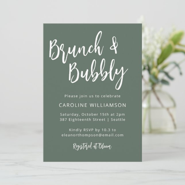 Convite Modern Trendy Script Brunch Bubble Chá Sage (Em pé/Frente)
