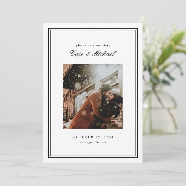 Convite Monograma branco e preto clássico absoluto (Em pé/Frente)