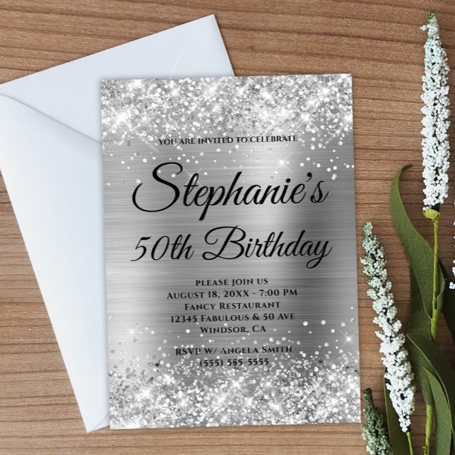 Convite Monograma da Rico de prata e folheto (Create your own silvery glitter and foil artwork birthday invite.)
