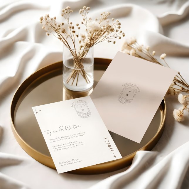 Convite Monograma de Lua e Estrelas Holísticas Mínimas (Minimal Celestial Holistic Moon & Stars Monogram Invitation)