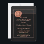 Convite Monograma Dourado com Rosa romântica MADEIRA 16<br><div class="desc">Design elegante e romântico, com um círculo vicioso dourado esfregado para monograma, um quadro retangular de rosa dourado e uma linha que separa o preto do fundo da cinza. Use a ferramenta Personalizar para adicionar suas informações, alterar fontes e suas cores. Veja, também, minha Coleção de Monogramas Glitter Dourada Rosa....</div>