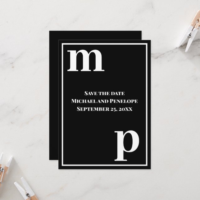 Convite Monograma em Minúsculas da Tendência Preto Salvar  (Frente/Verso In Situ)