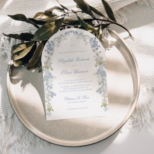 Convite Monograma Floral Azul Romântico em um Casamento Co