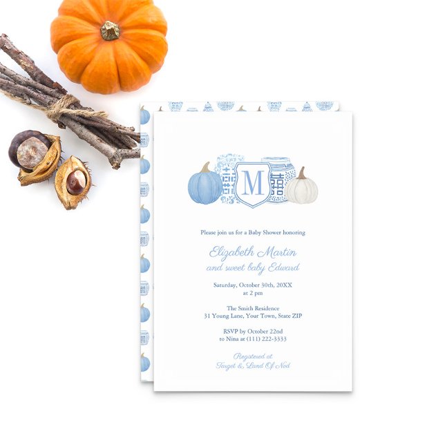 Convite Monograma Pequena Abóbora No Caminho Do Chá de fra (Blue And White Monogram Pumpkins Ginger Jar Baby Shower Party Invitation)