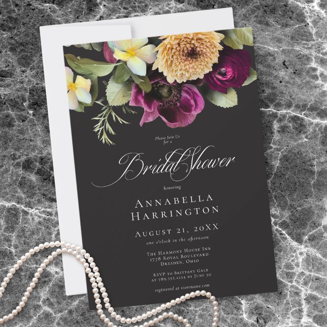 Convite Moody Dark Floral Black Burgundy Bridal Shower (Moody Dark Floral Black Burgundy Bridal Shower Invitation)