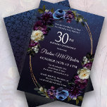 Convite Moody Purple Flowers - aniversário de 30 anos<br><div class="desc">Rosas roxas escuras e sofisticadas e temperadas e flores silvestres criam um design floral chic. Pop de branco e azul acrescentam interesse visual e profundidade. Berries e frutas acrescentam à design de enxofre. Juntos, eles decoram um elegante quadro de ouro oval multifita. O convite de volta tem um sutil padrão...</div>