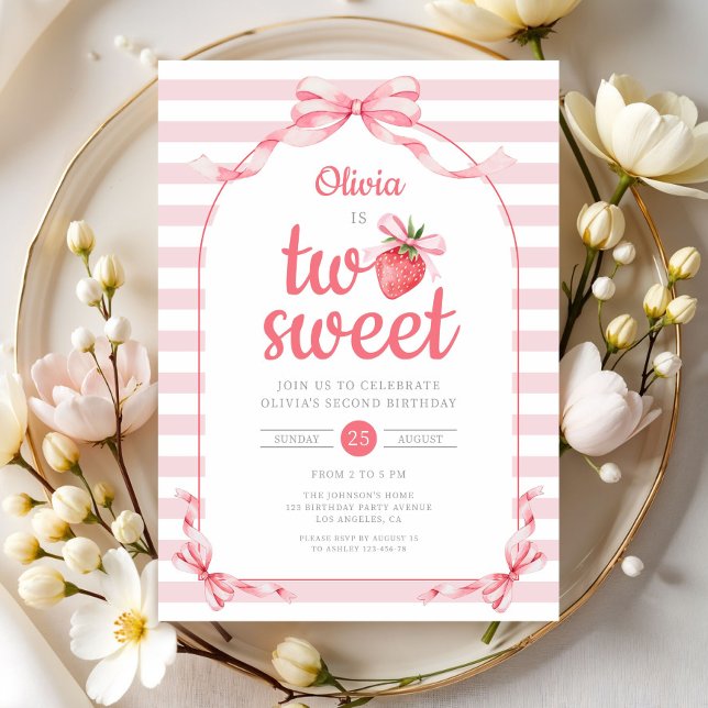 Convite Morango Duas Menina Doce 2º Aniversário (Strawberry Two Sweet Girl 2nd Birthday Invitation)