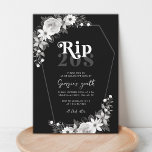 Convite Morte por 20 anos ao meu aniversário de 30 anos da<br><div class="desc">Comemore seu aniversário com este convite para na moda,  com preto e branco gótico,  quadro em forma de caixão,  tipografia retrô e detalhes personalizados de sua escolha. Adicione facilmente seus próprios detalhes clicando na opção "personalizar".</div>