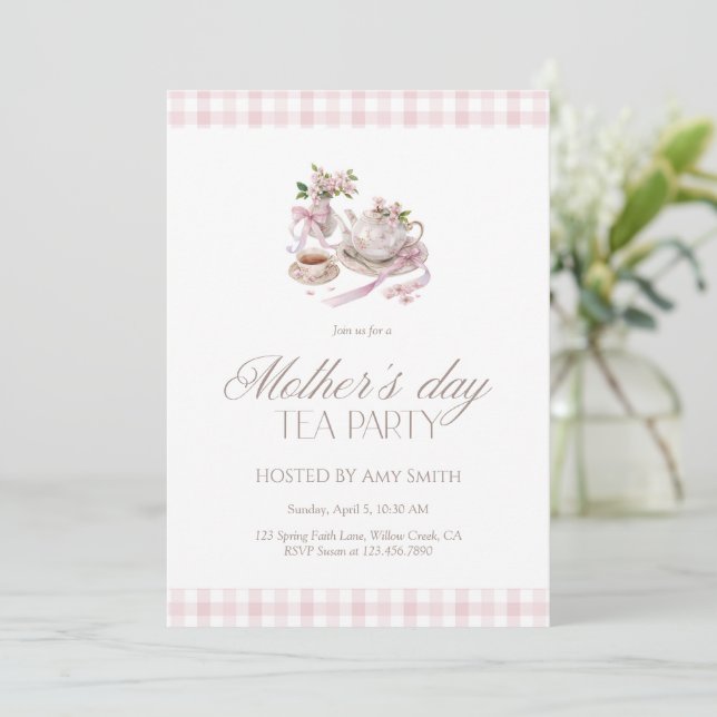 Convite Mother’s Day Tea Party Pink Gingham (Em pé/Frente)