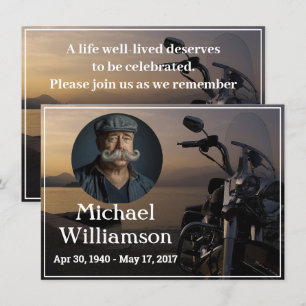 Convite Motocicleta perto da água Foto da Celebração da