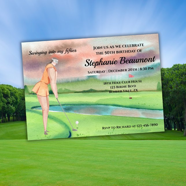 Convite Mulher Elegante Jogadora de Golfe Balançando os 50 (Criador carregado)