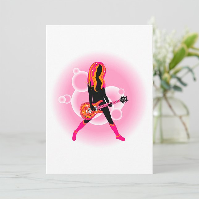 Convite Mulher tocando violão (Criador carregado)