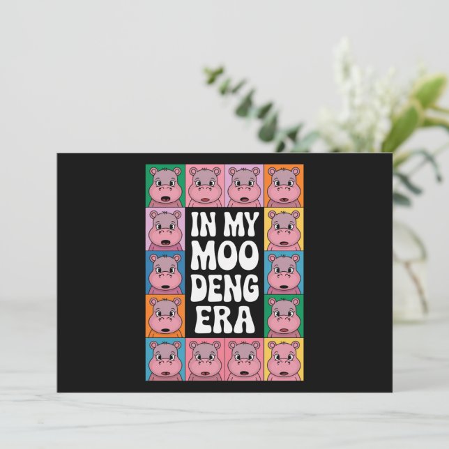 Convite Na Minha Moo Deng Era Moo Deng Hippo Lover (Em pé/Frente)