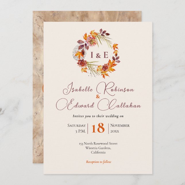 Convite Na moda Iniciais Rustic Brown Fall Wreath Casament (Frente/Verso)