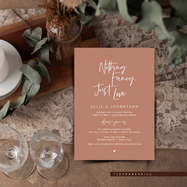 Convite Nada Rico Apenas Amor, Janto De Elopemento De Casa (Nothing Fancy Just Love, Wedding Elopement Dinner or Brunch Invitation, in Rustic Terracotta Brown.)