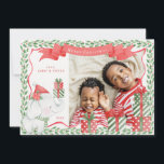 Convite Natal do Elefante Branco<br><div class="desc">Este lindo cartão com fotos de Elefante Branco apresenta um design de elefante com uma borda festiva e sagrada. O centro do cartão contém sua foto favorita. As palavras "Feliz Natal" são realçadas a branco num pano de fita vermelho. A parte traseira da placa tem um padrão de holly vertical....</div>