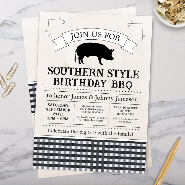 Convite Negra Gingham Southern Pig Roast Birday (Southern Style BBQ Cookout Birthday Party Invitation with Black and White Gingham)