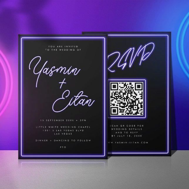 Convite Neon Purple Luz Negra Moderna Tudo Em Um Casamento (Black invitation with purple neon light script for the bride and groom's names)